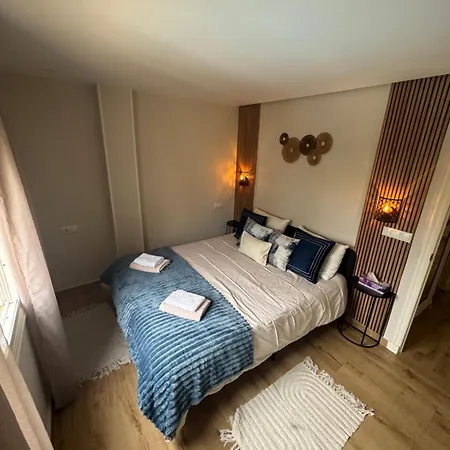 Yanis Apartman *